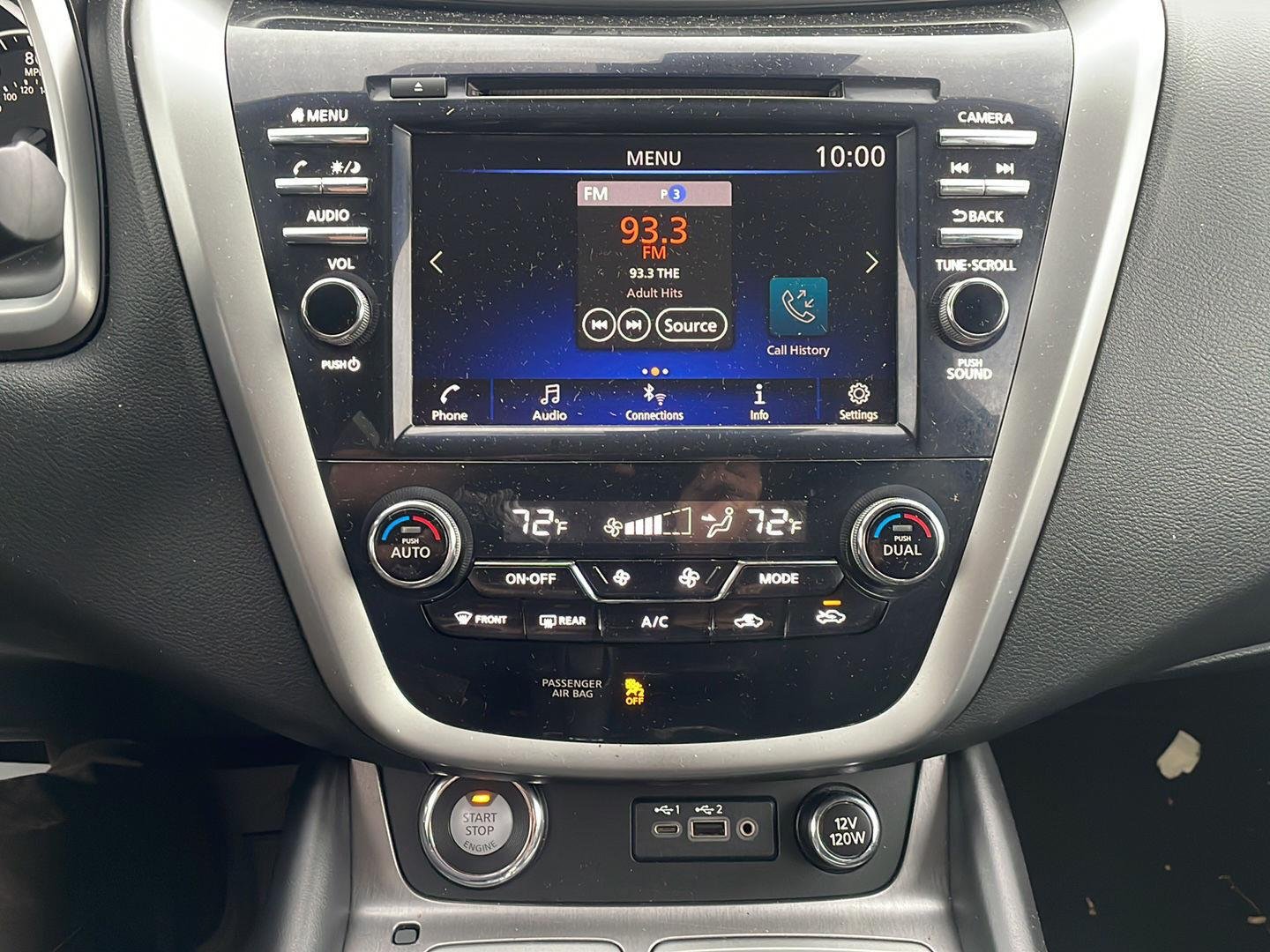 Used 2022 White Nissan SV image 21