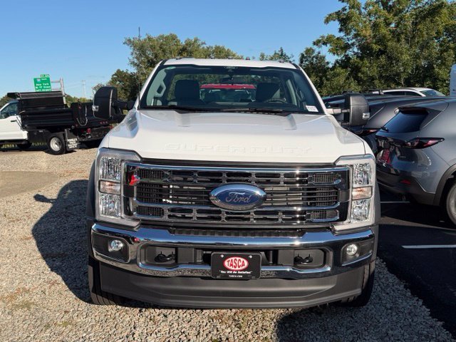 New 2026 White Ford F600 4X4 CHAS/C image 3