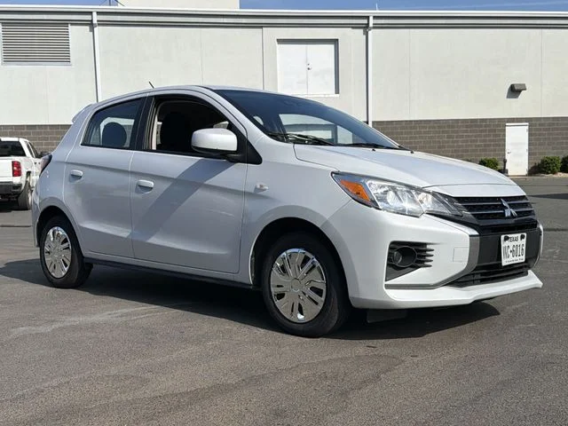 Used 2024  Mitsubishi ES image 14