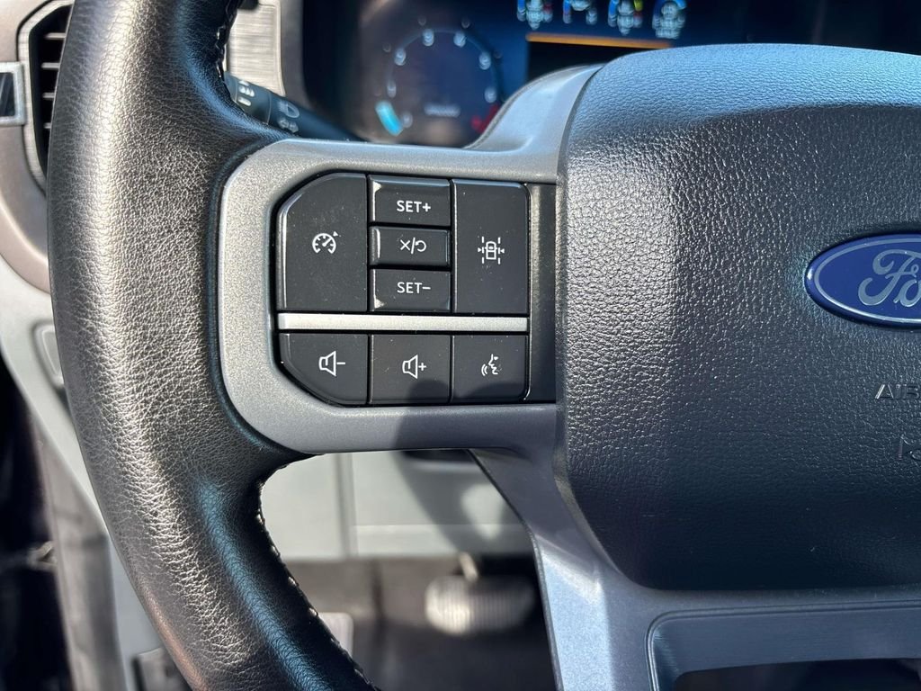 Used 2025 Black Ford XLT image 20