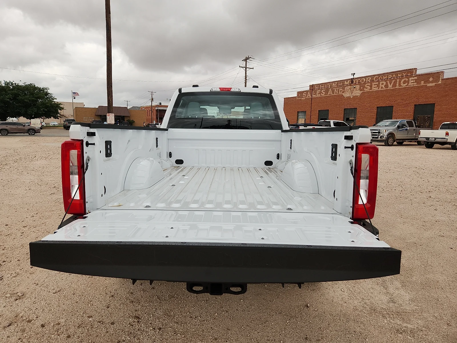 New 2026 Oxford White Ford F-250® XL image 12