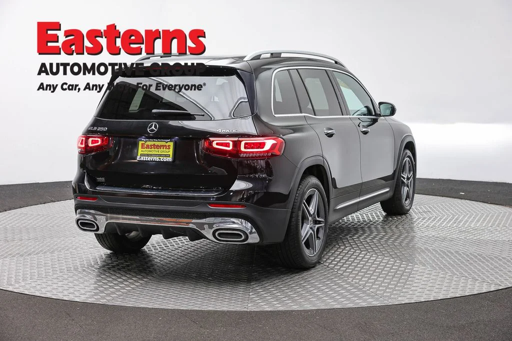 Used 2022 Black Mercedes-Benz GLB 250 image 5