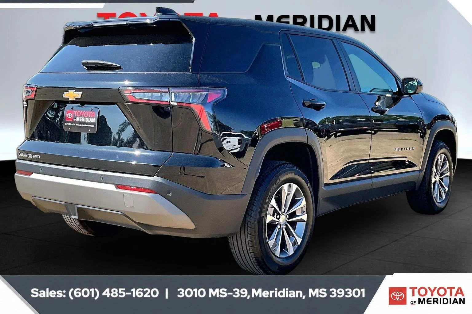 Used 2026 Mosaic Black Metallic Chevrolet AWD LT image 11