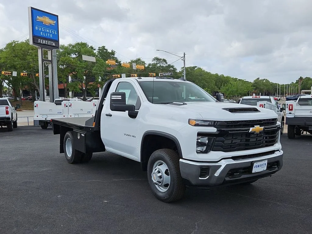 New 2025 Summit White Chevrolet Work Truck image 28