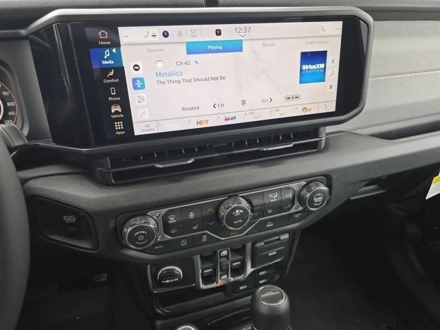 New 2026 Reign Jeep Sport S image 35