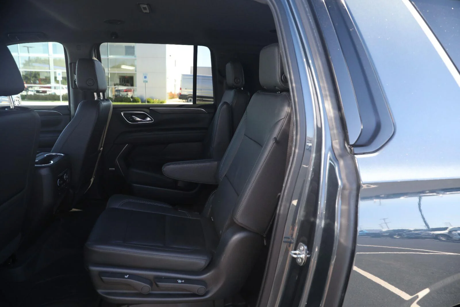 Used 2021 Shadow Gray Metallic Chevrolet Z71 image 23