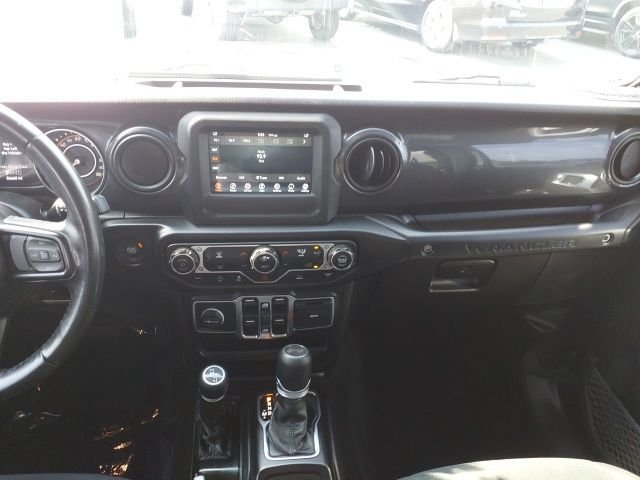 Used 2022 Black Jeep Unlimited Sport Altitude image 9