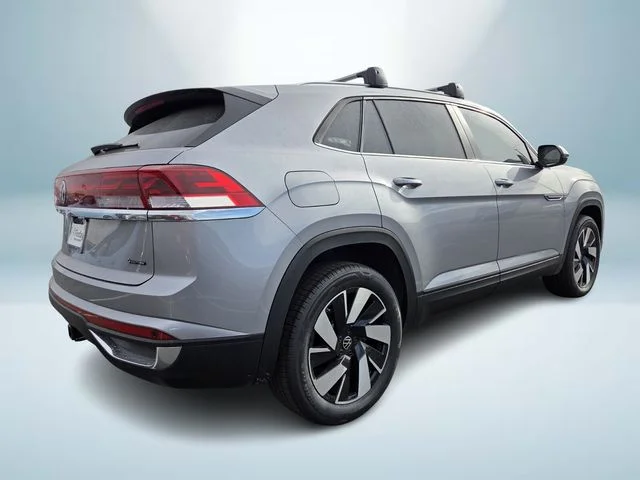 New 2026 Silver Volkswagen 2.0T SE w/Technology image 4