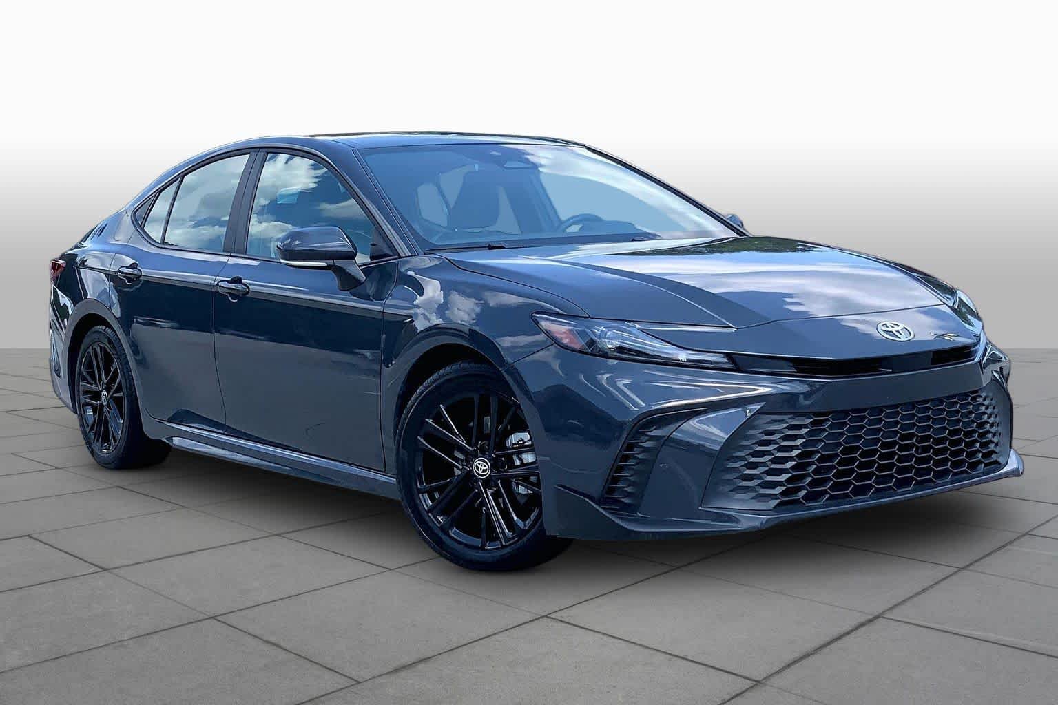 Pre-Owned 2025 Toyota Camry SE