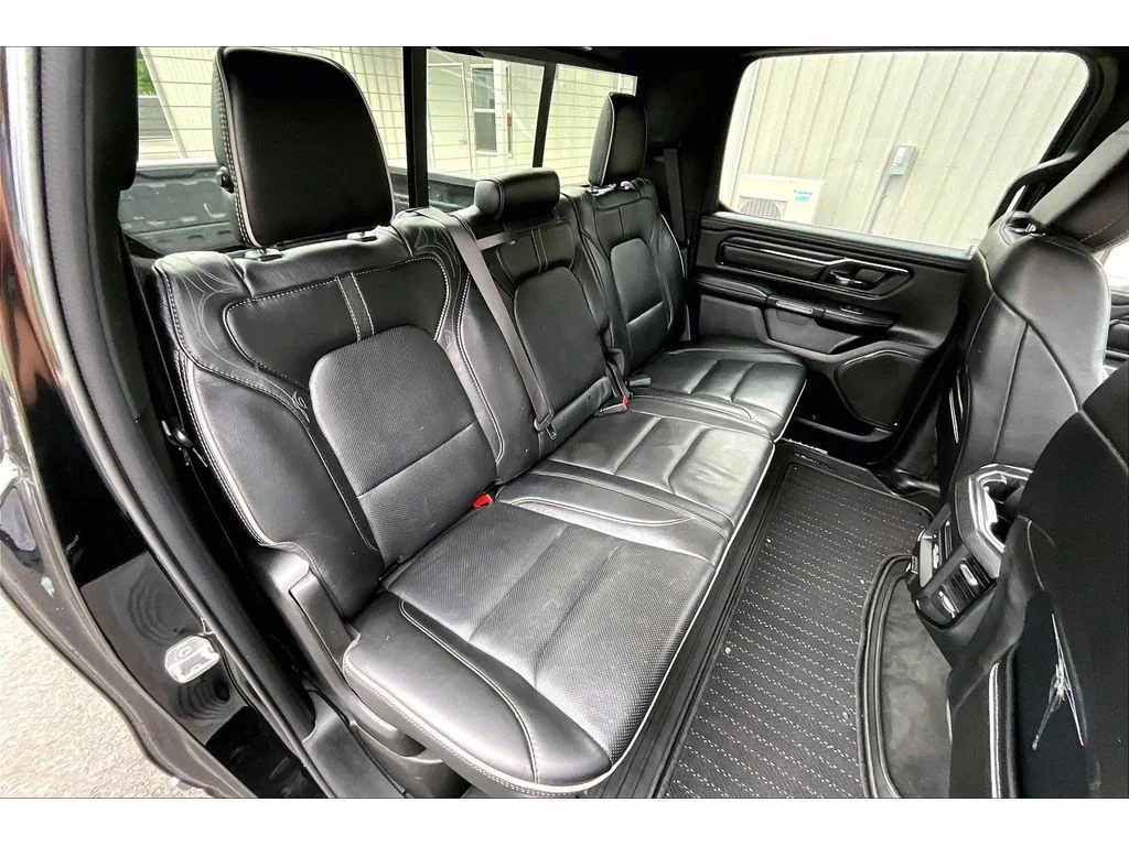 Used 2022 Diamond Black Crystal Pearlcoat Ram Limited image 26
