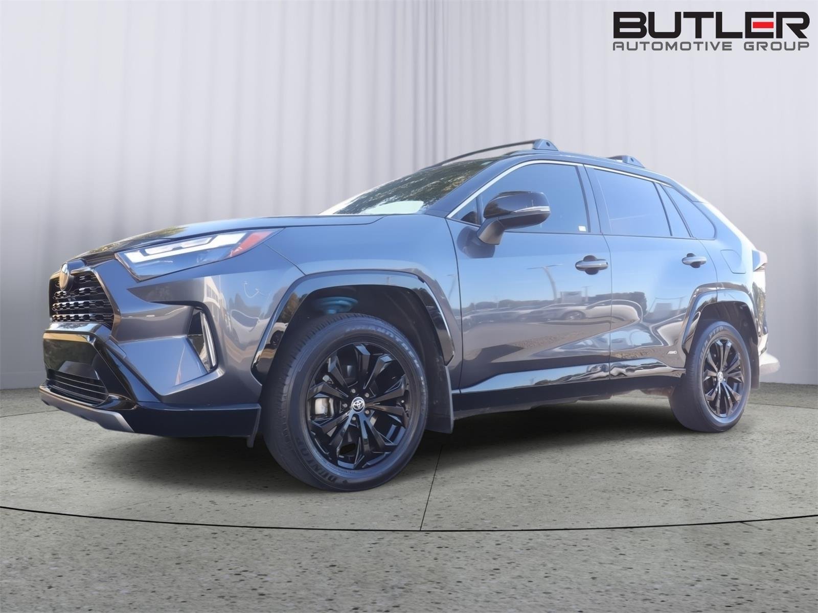 Used 2023 Silver Sky Metallic/Midnight Black Metallic Toyota XSE image 41