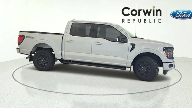 Certified Used 2024 Avalanche Ford XLT image 7