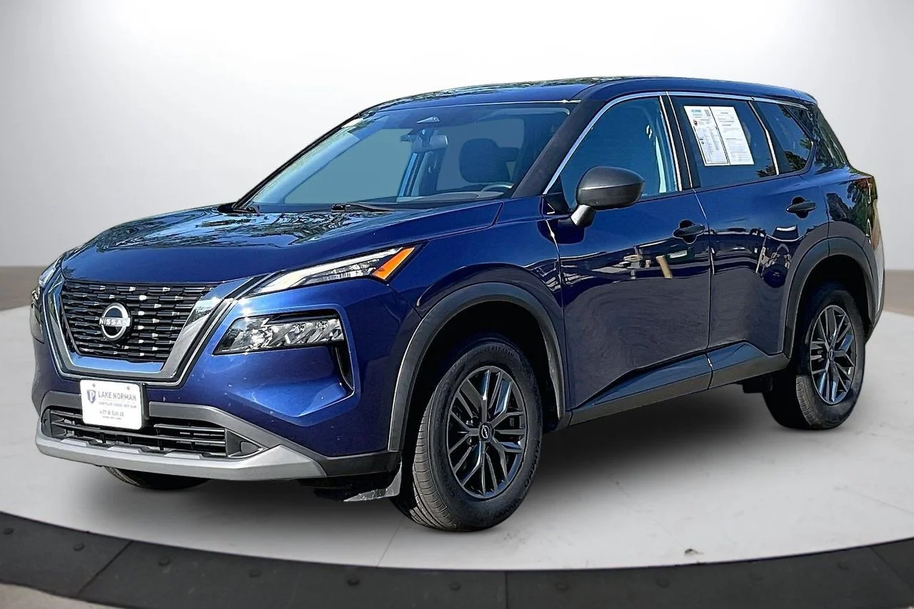 Certified Used 2023 Blue Nissan S image 4