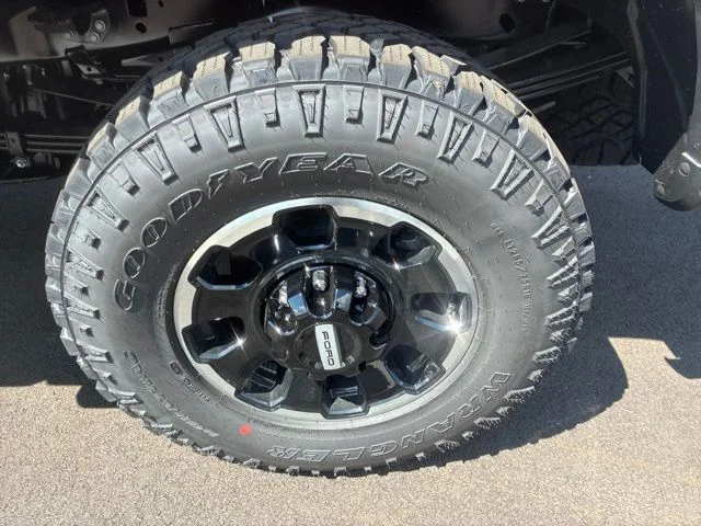 New 2026 Carbonized Gray Metallic Ford F-250® Lariat® image 16