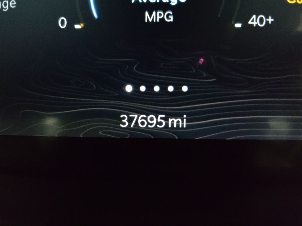 Used 2021 Diamond Black Jeep Limited image 28