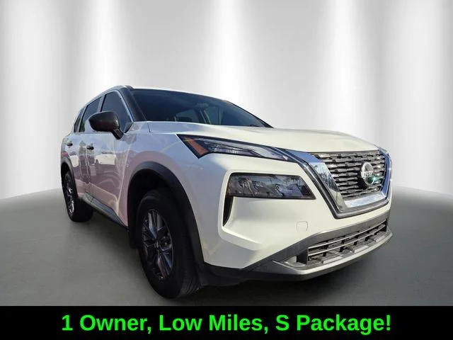 Used 2021 White Nissan S image 1