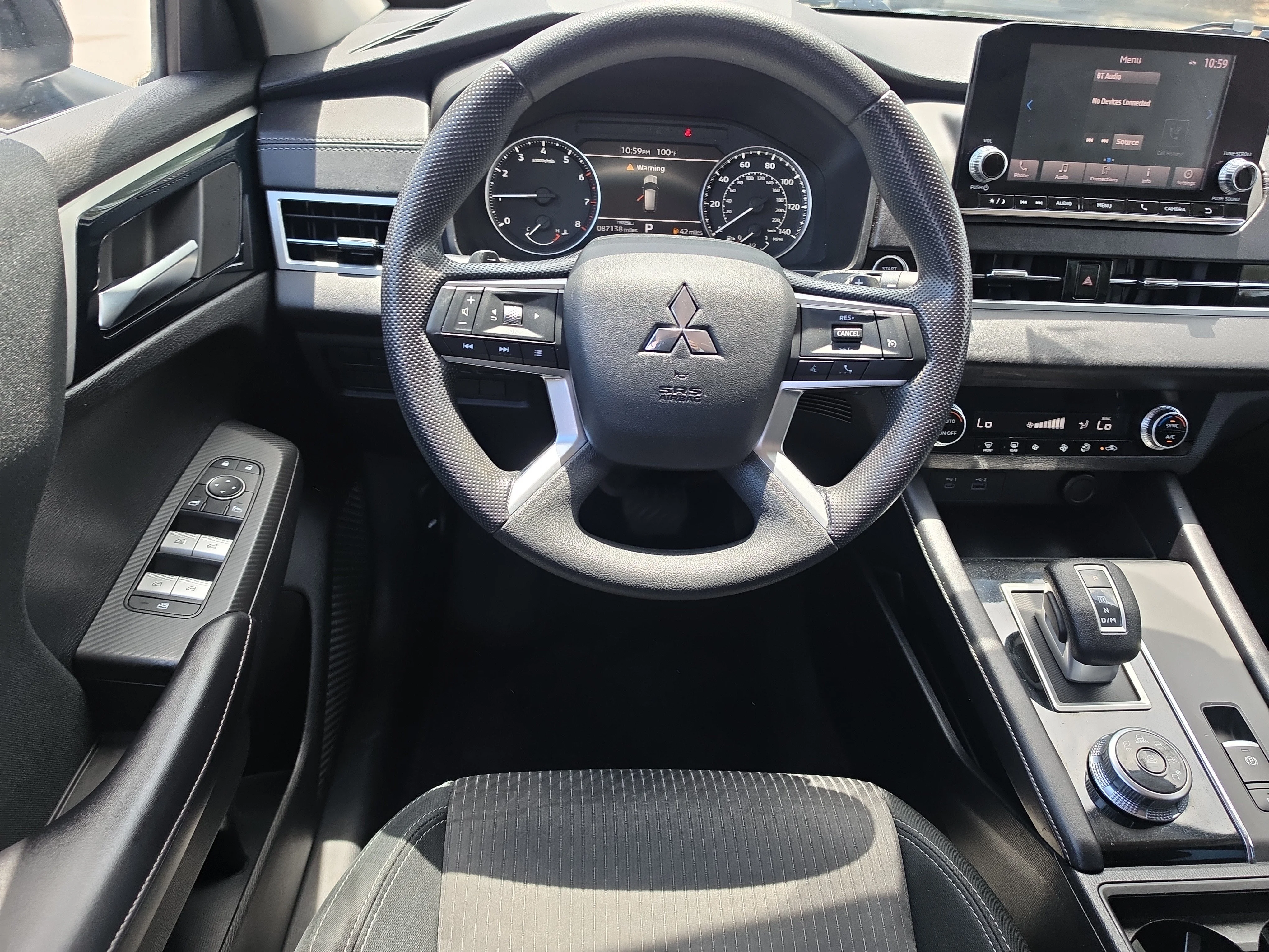 Used 2022 Black Diamond Mitsubishi ES image 13