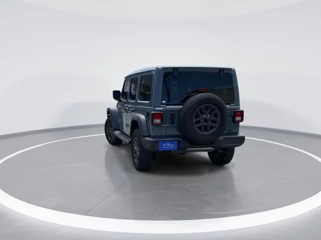 Used 2024 Gray Jeep Sport S image 6