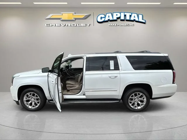Used 2017 WHITE FROST TRICOAT GMC SLT image 9