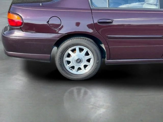 Used 1999 Red Chevrolet LS image 13