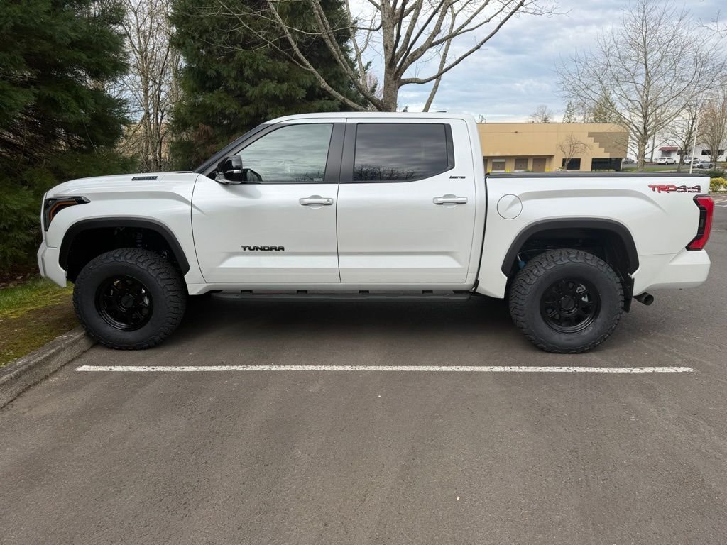 2026 Toyota Tundra Limited - Photo 14