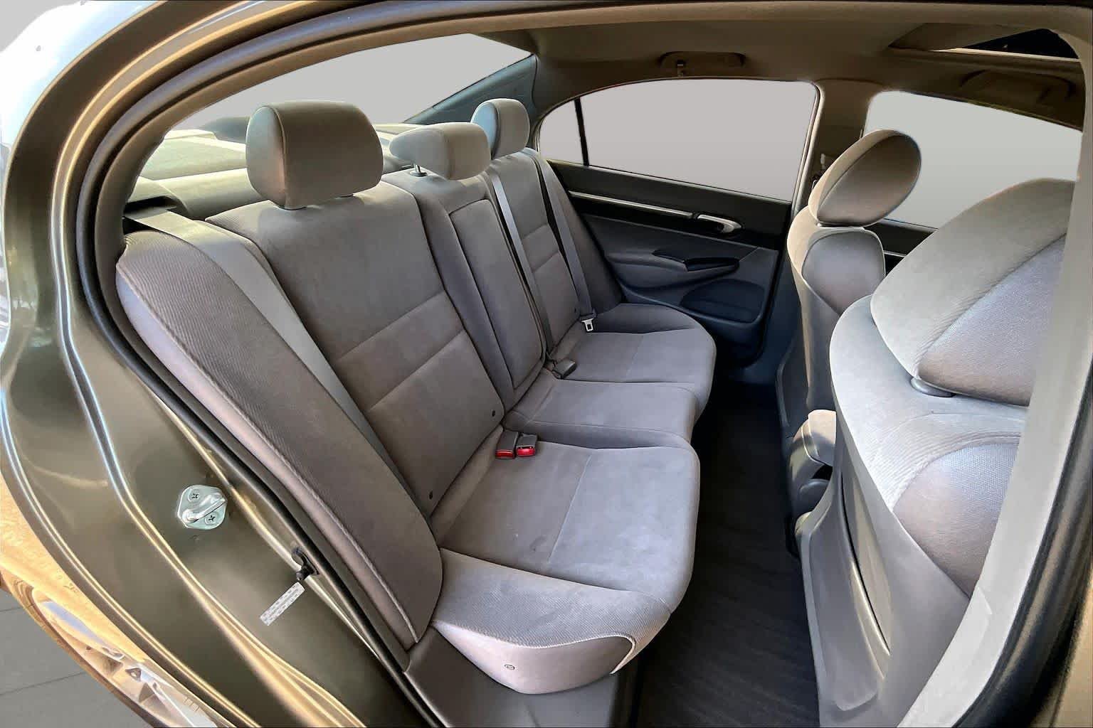 Used 2006 Galaxy Gray Metallic Honda EX image 18