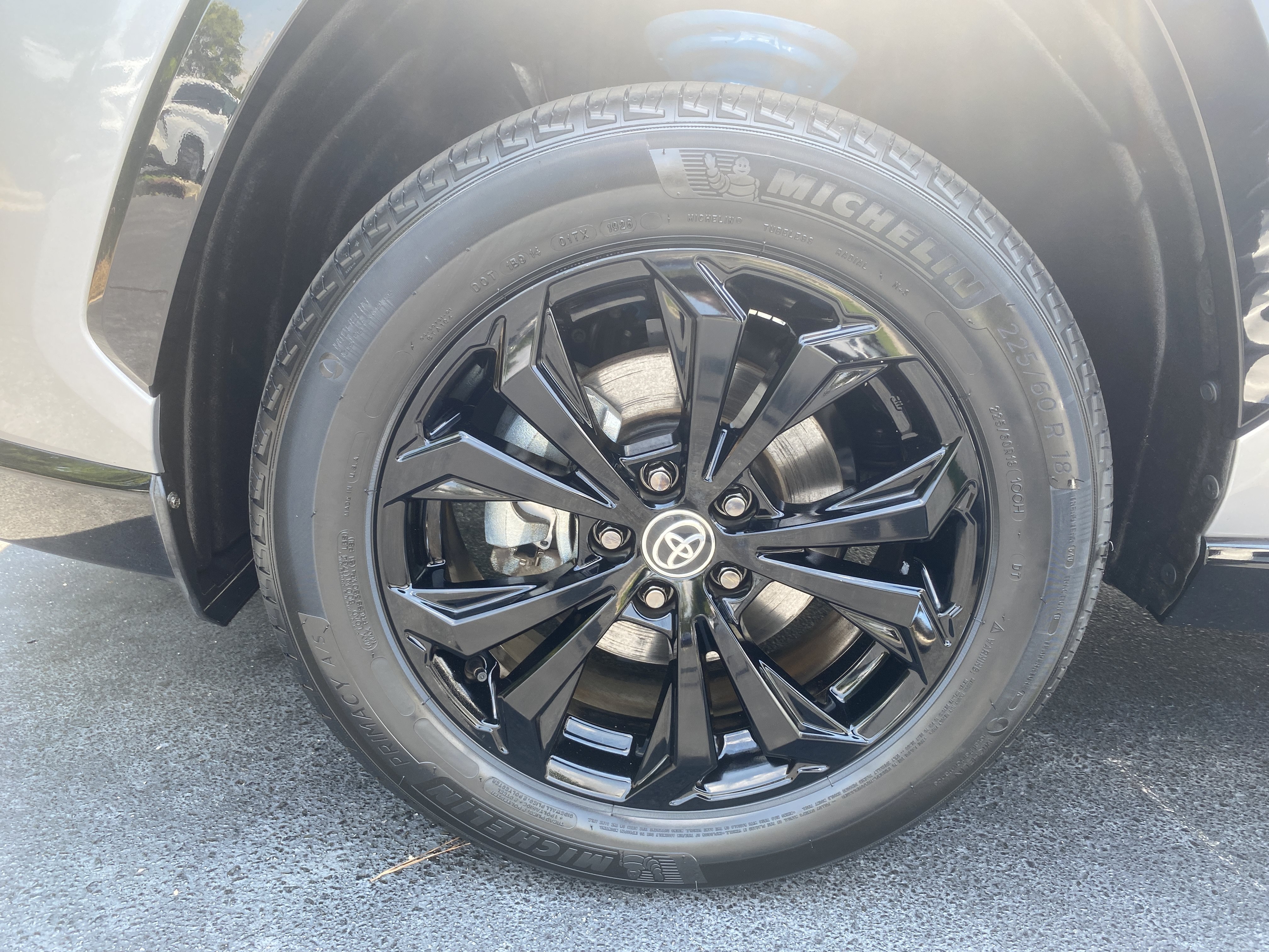 Used 2022 Silver Sky Metallic Toyota Hybrid XSE image 8