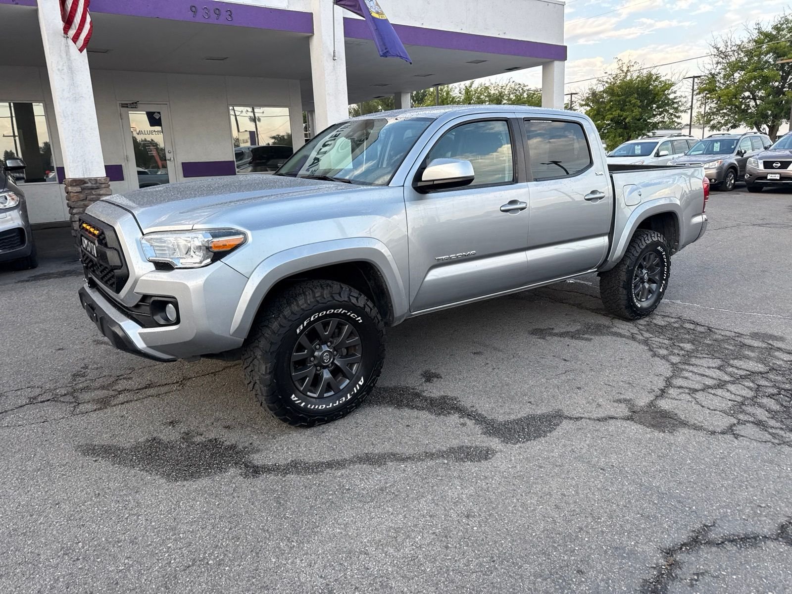 Used 2022 Silver Toyota SR5 image 8
