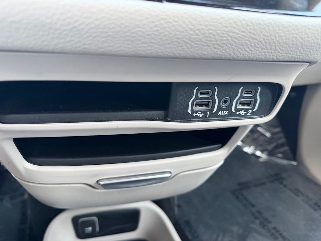 Used 2023 White Chrysler Touring L image 25