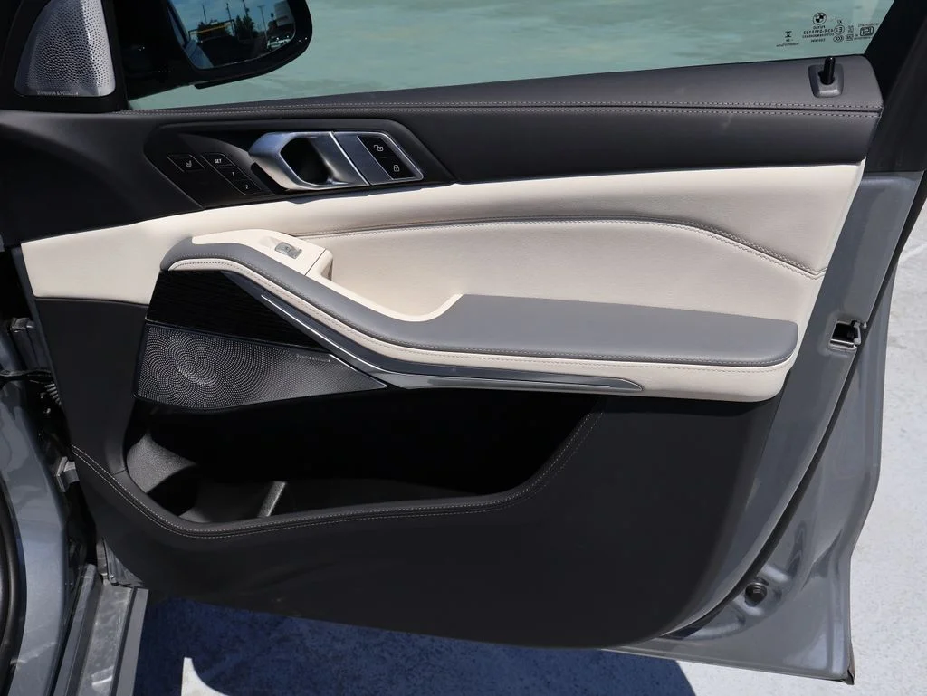 2025 BMW X7 M60i - Photo 13