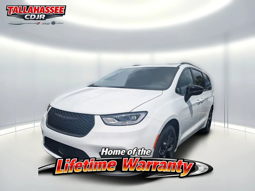 2026 Chrysler Pacifica Limited - Photo 7
