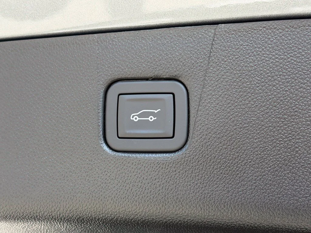 New 2026 Sterling Gray Metallic Chevrolet 2LT image 26