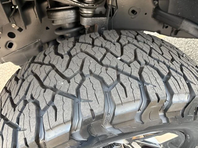 Used 2019 Black Ford XL image 12