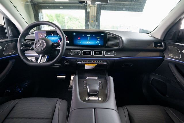 New 2026 Polar White Mercedes-Benz GLS 450 image 10