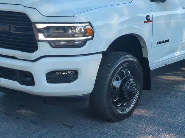 Used 2024 White Ram Laramie image 9