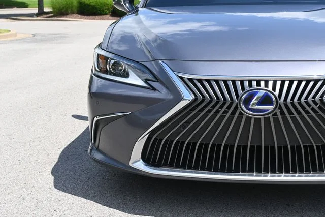 Certified Used 2020 NEBULA GRAY PEARL Lexus 300h image 14