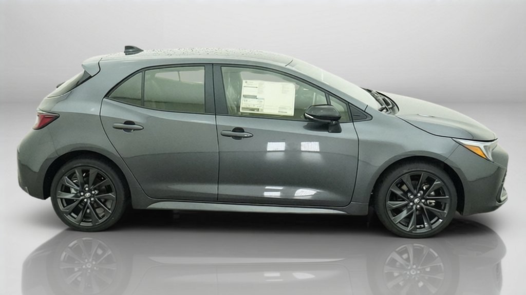 New 2027 Magnetic Gray Metallic Toyota XSE image 7