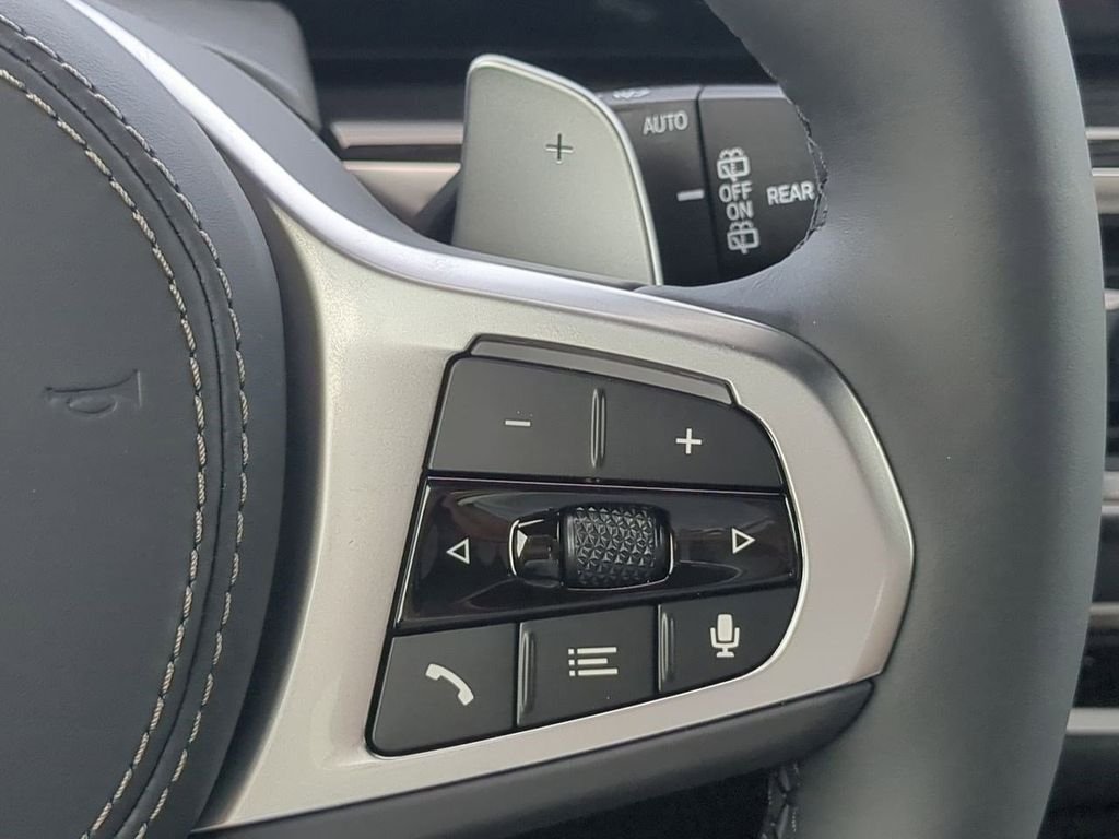 2026 BMW X5 50e - Photo 27