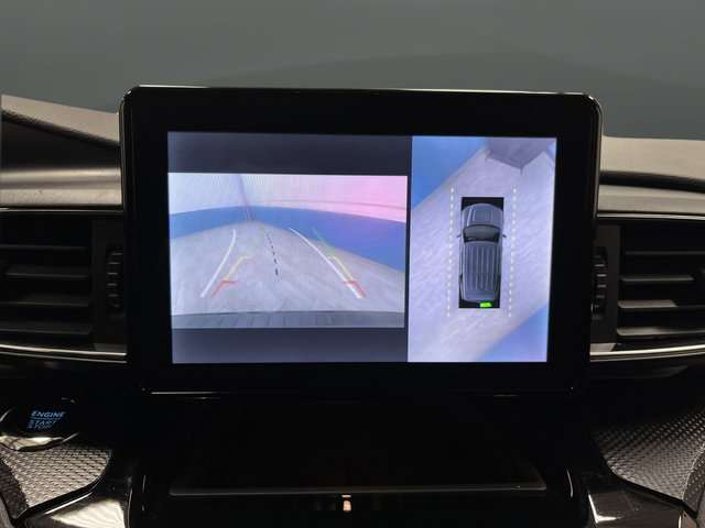 2023 Ford Explorer ST-LINE - Photo 11