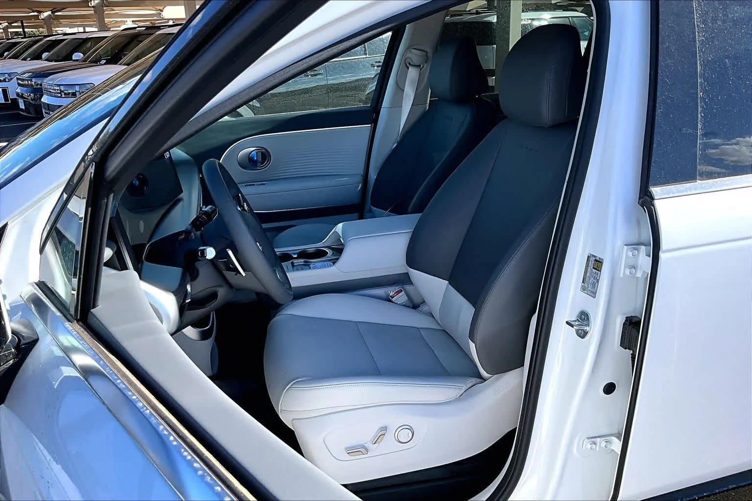 2026 Hyundai IONIQ 9 SEL - Photo 9