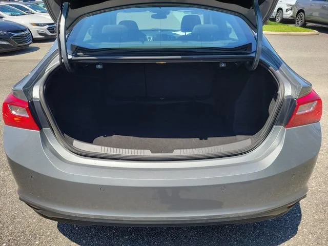 2025 Chevrolet Malibu 1LT - Photo 13