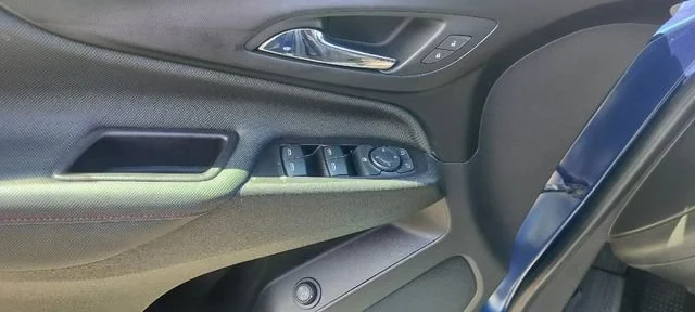 2022 Chevrolet Equinox RS - Photo 17