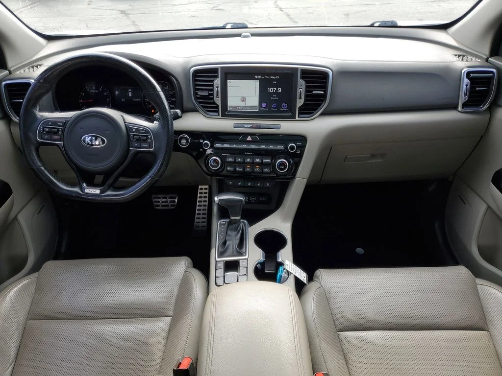 Used 2018 White Kia SX image 12