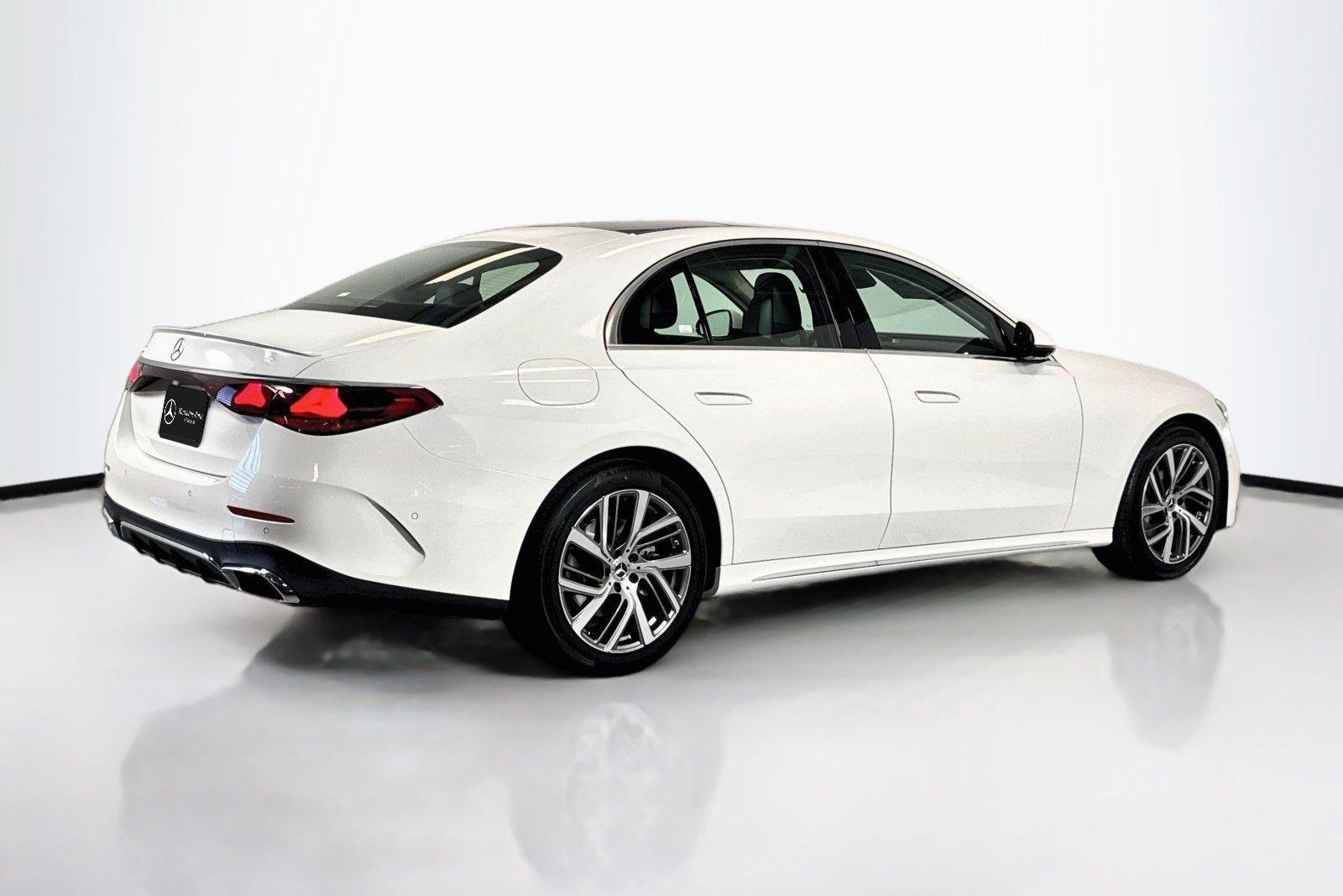 New 2026 Polar White Mercedes-Benz E 350 image 5