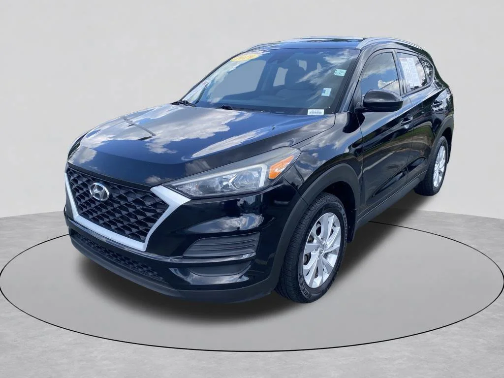 Used 2019 Black Hyundai Value image 2