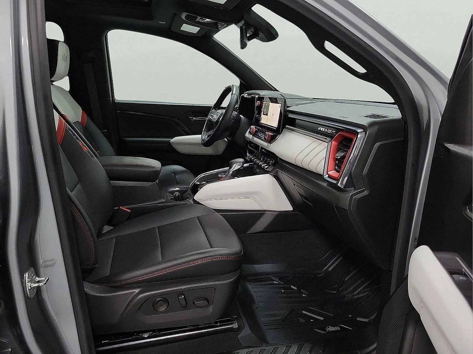 Used 2024 Sterling Metallic GMC 4WD AT4X image 14