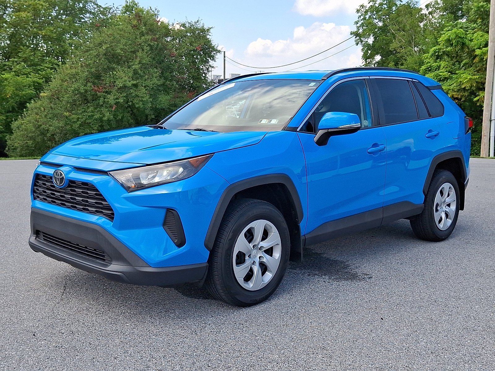 Used 2020 Blue Flame Toyota LE image 3
