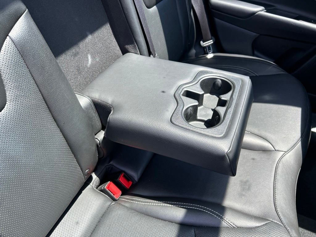 Used 2022 Silver Jeep Limited image 49