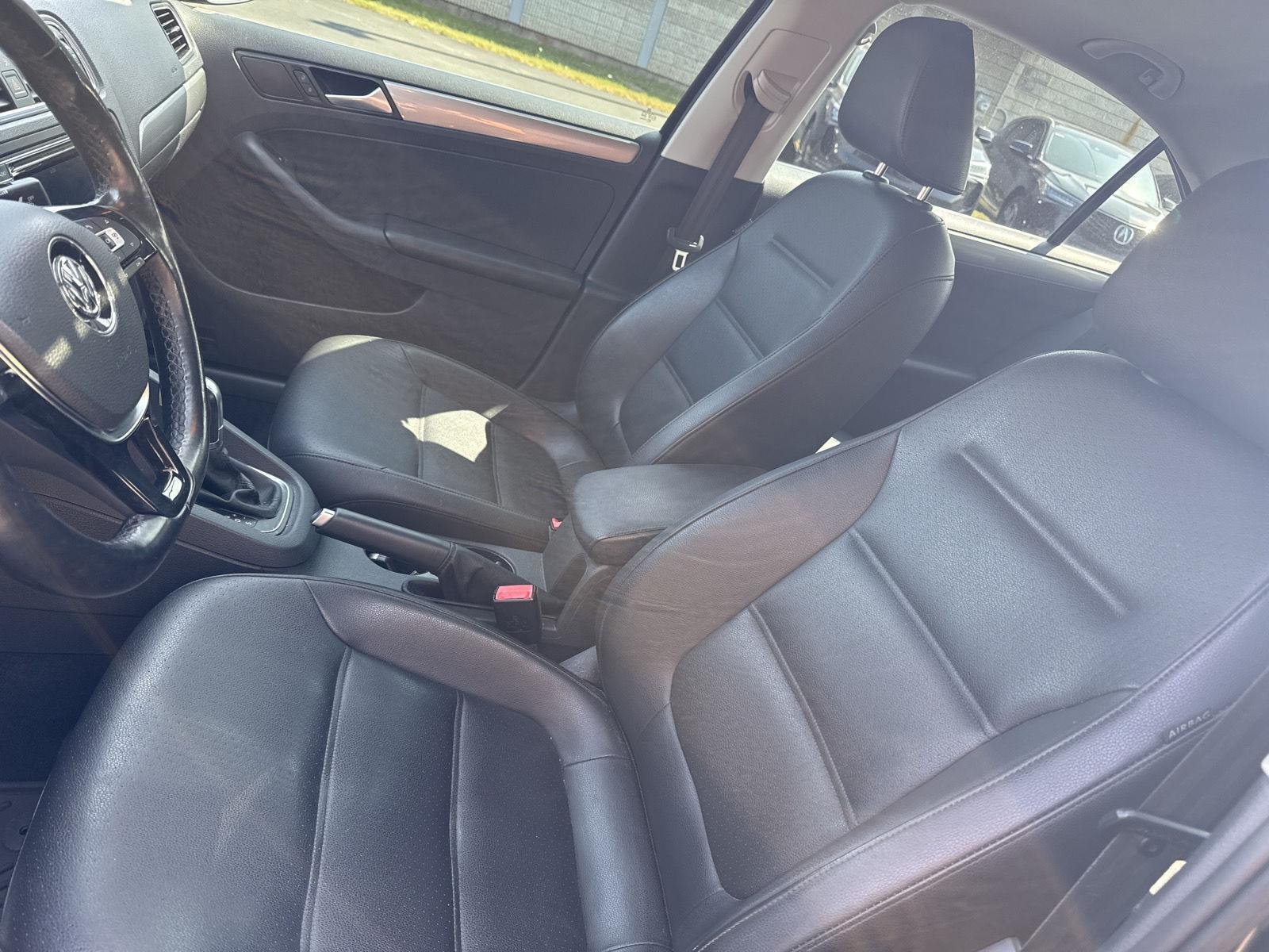 Used 2018  Volkswagen 1.4T SE image 7