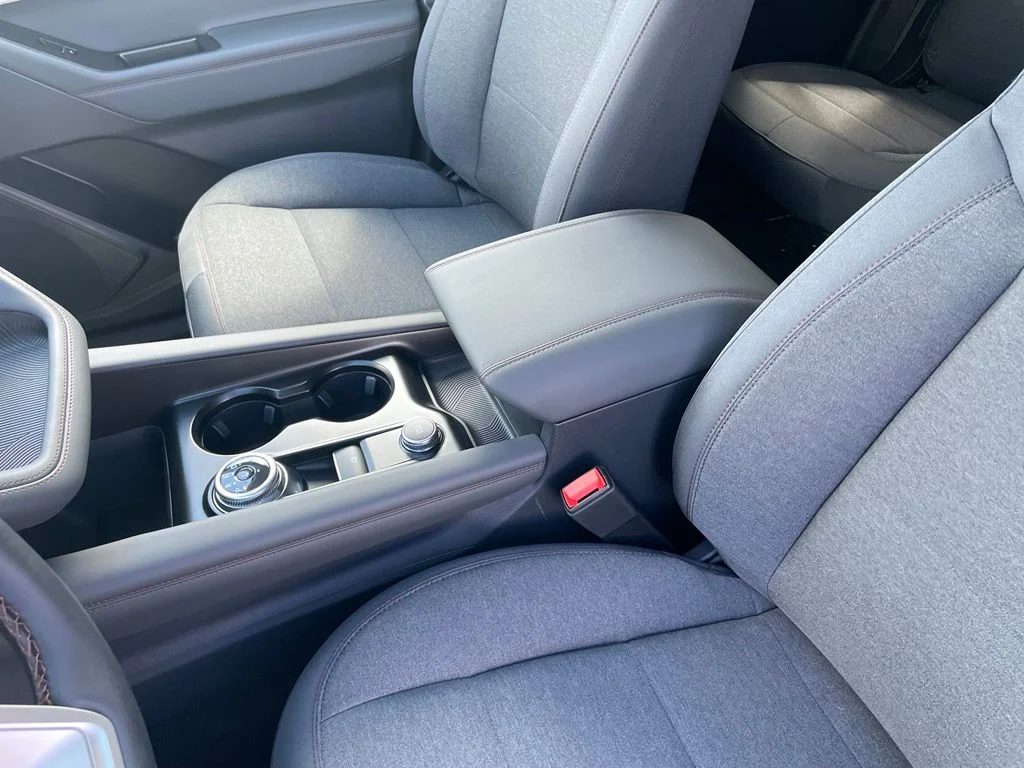 New 2026 Vapor Blue Metallic Ford Active image 30